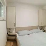 Brand New House Luna Блед