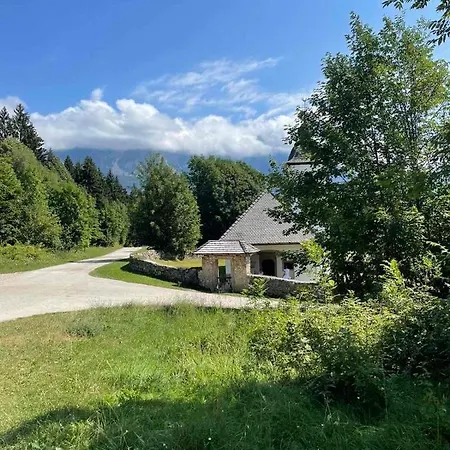 Vakantiehuis Brand New House Luna *