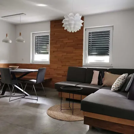 Brand New House Luna Vakantiehuis