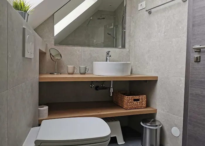 別荘 Brand New House Luna